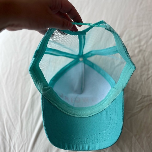 NEW Cowgirl Turquoise Trucker Hat OS - Picture 6 of 6
